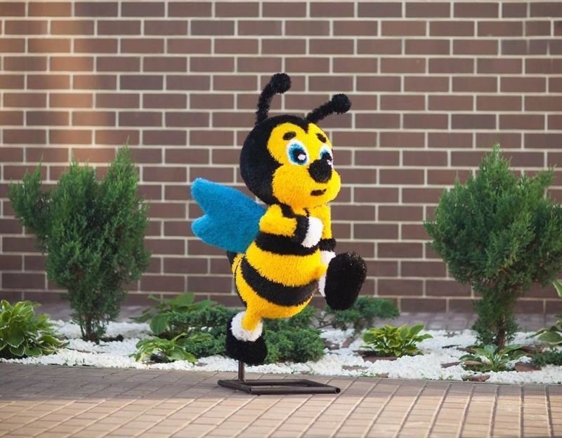 Топиар фигура Пчелка Жужа