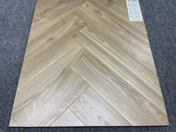 Ламинат Дуб Калабрия LF105-9