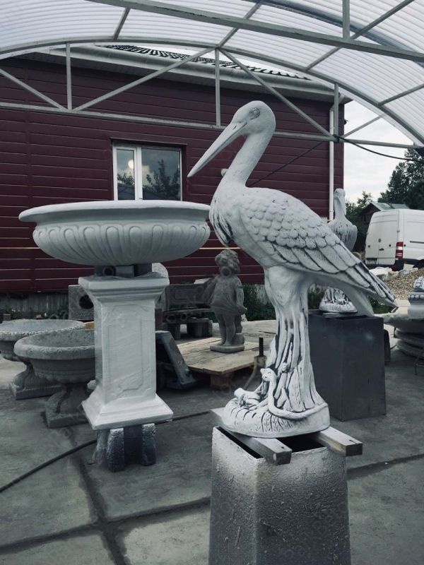 Скульптура "Аист" 31