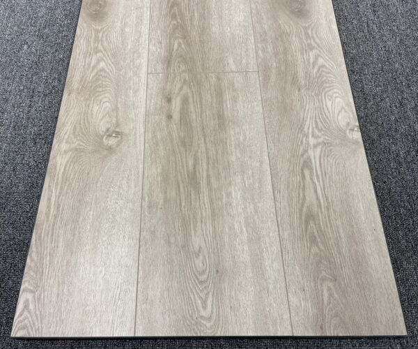 Ламинат Дуб Флоренция LF101-07