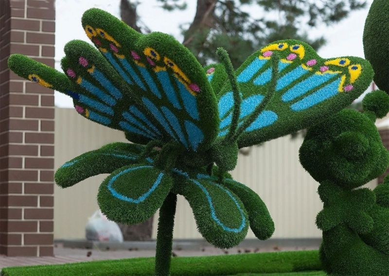 Топиар "Бабочка на ромашке" голубая. Распродажа