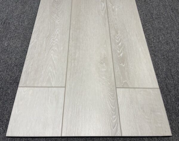 SPC ламинат Primavera Discovery Эверест