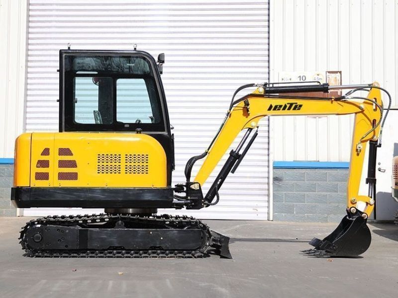 Мини-экскаватор Leite LT1030