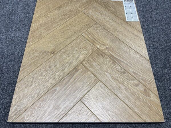 Ламинат Дуб Тироль LF105-7