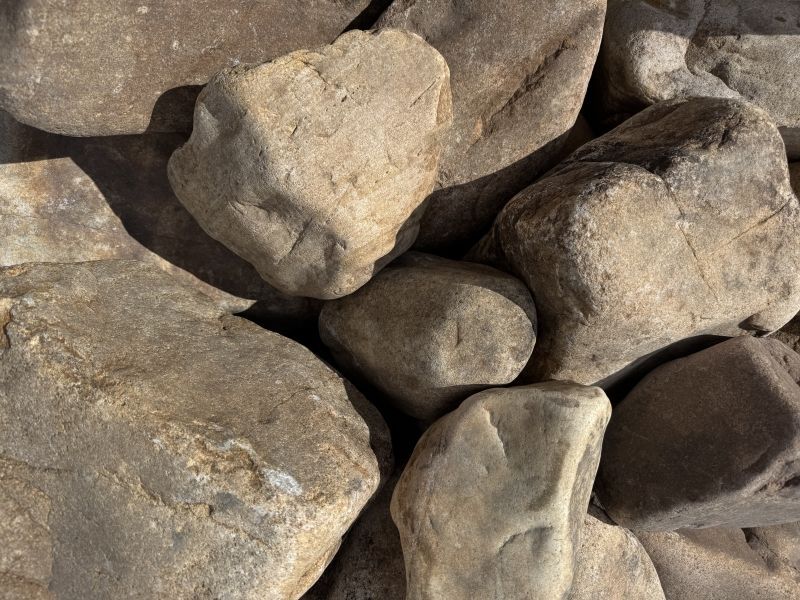 Желтая Галька Бут "В"