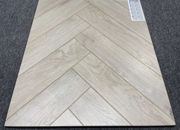 Ламинат Дуб Лацио LF105-3