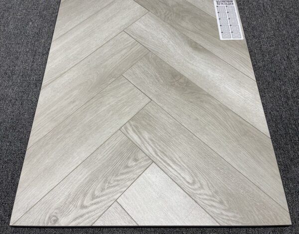 Ламинат Дуб Монпелье LF102-6