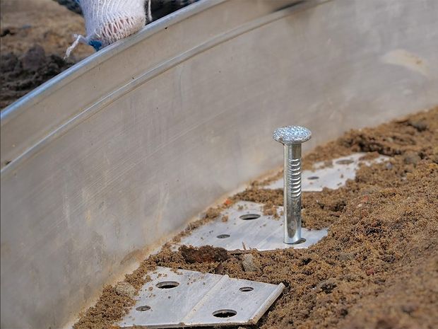 Алюминиевый бодюр 100 мм, длина 2500 мм компл.