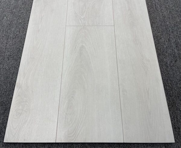 Ламинат Дуб Эльба LF101-12