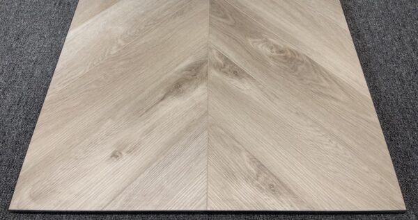 LVT плитка  Дуб Фантазия Chevron