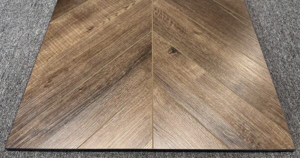 LVT плитка  Дуб Мокка Chevron