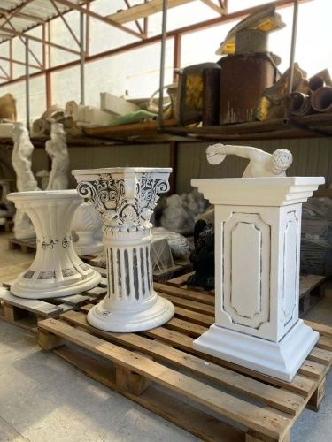 Тумба под скульптуры №320