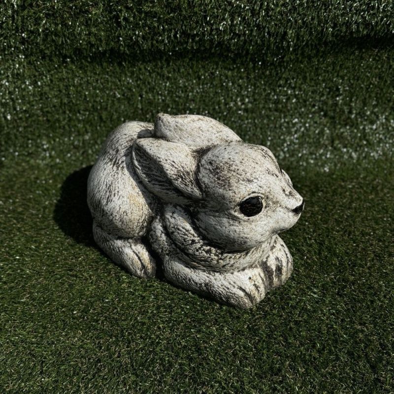 Садовая фигура Заяц лежачий