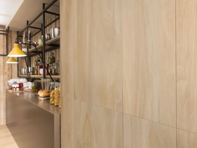 Плинтус Italon Мезон 7,2х60