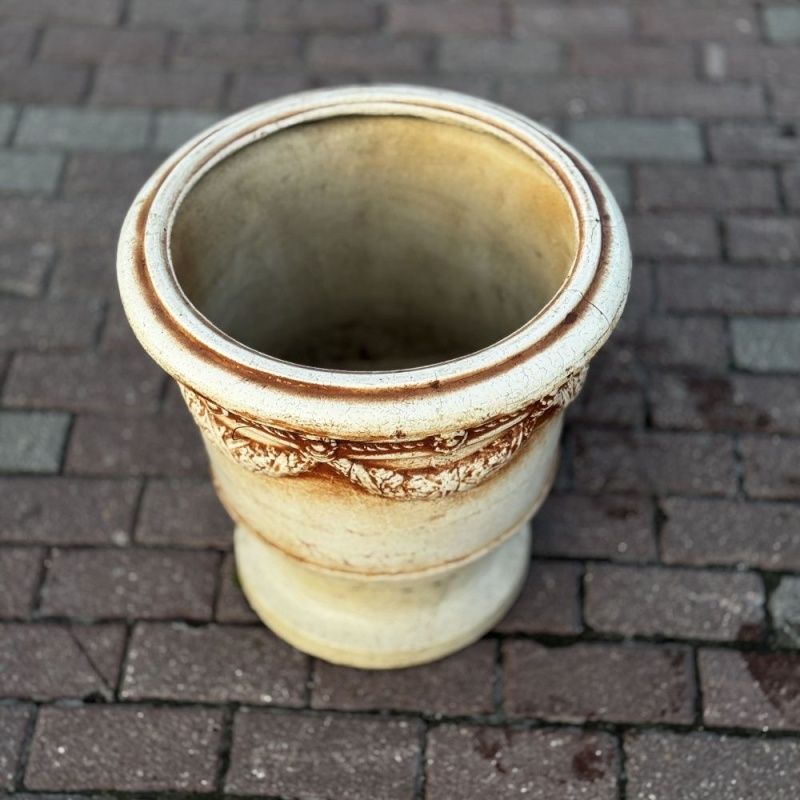 Цезарь с рельефом