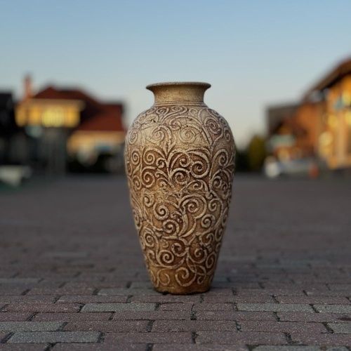 Лира с рельефом