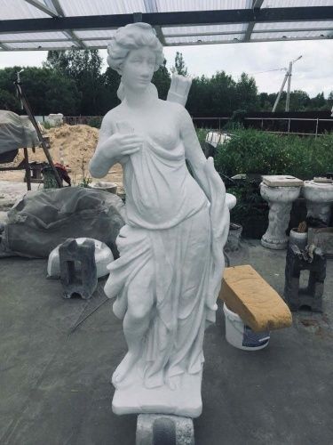 Скульптура "Лучница" 119