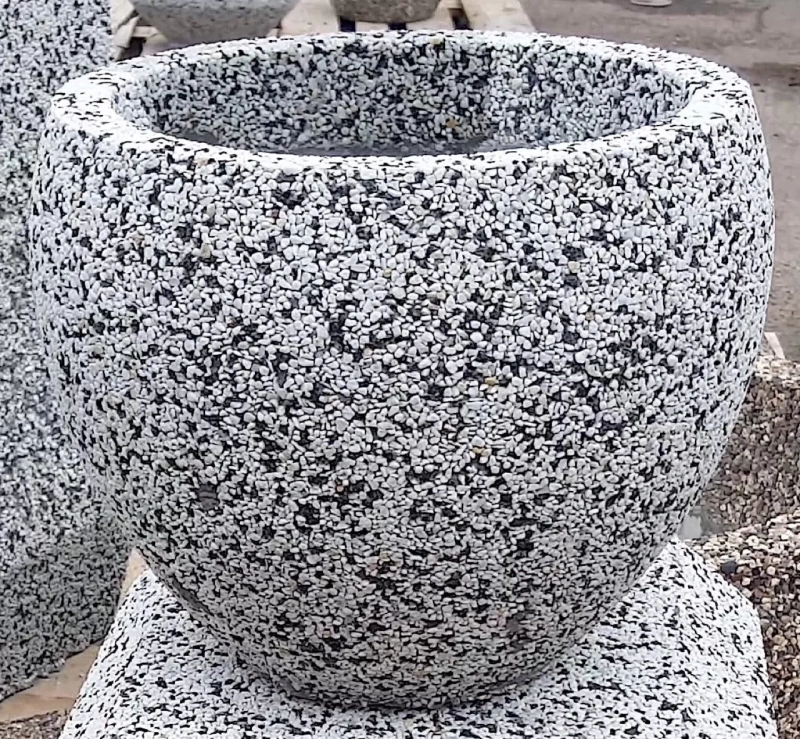 Вазон бетонный уличный Бэлли (фактура шахматка)