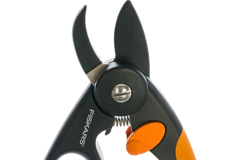 Контактный секатор Fiskars 1001535 (111430)