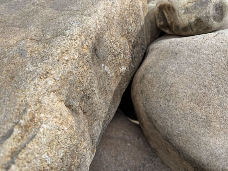 Желтая Галька Бут "В"