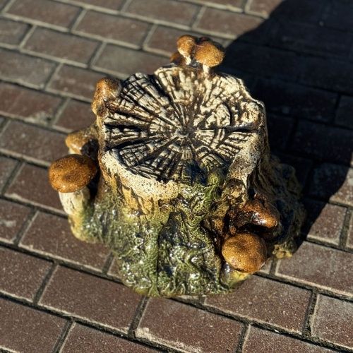 Пенек с грибами малый