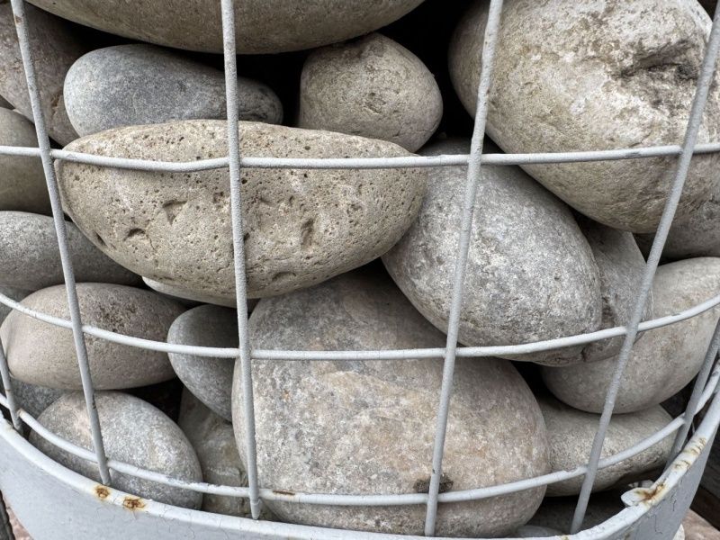 Природная галька "Санчинская" белая 80-150 мм