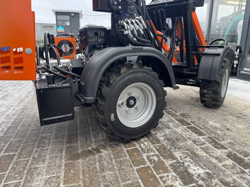 Мини-погрузчик КТЗ-2