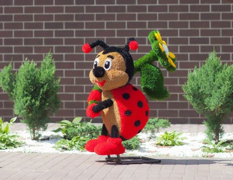 Божья коровка девочка с ромашкой 105*55*85