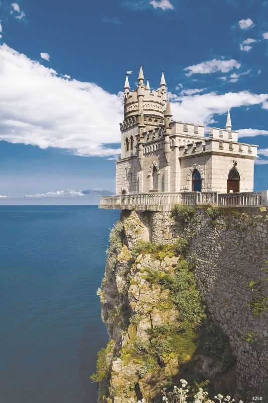 Фреска Замок ласточкино гнездо неподалеку от Ялты Art.3258