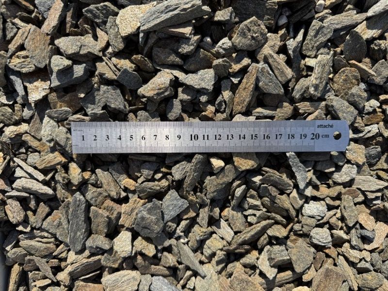 Уголёк крошка