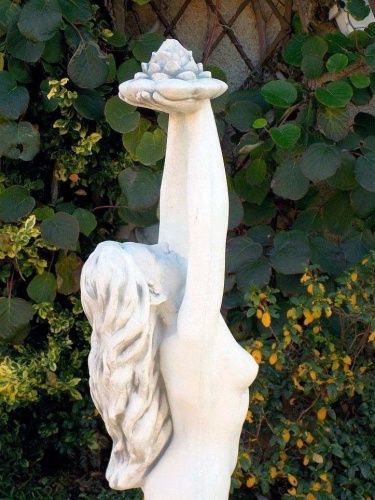 Скульптура "Девушка с лотосом" № 162