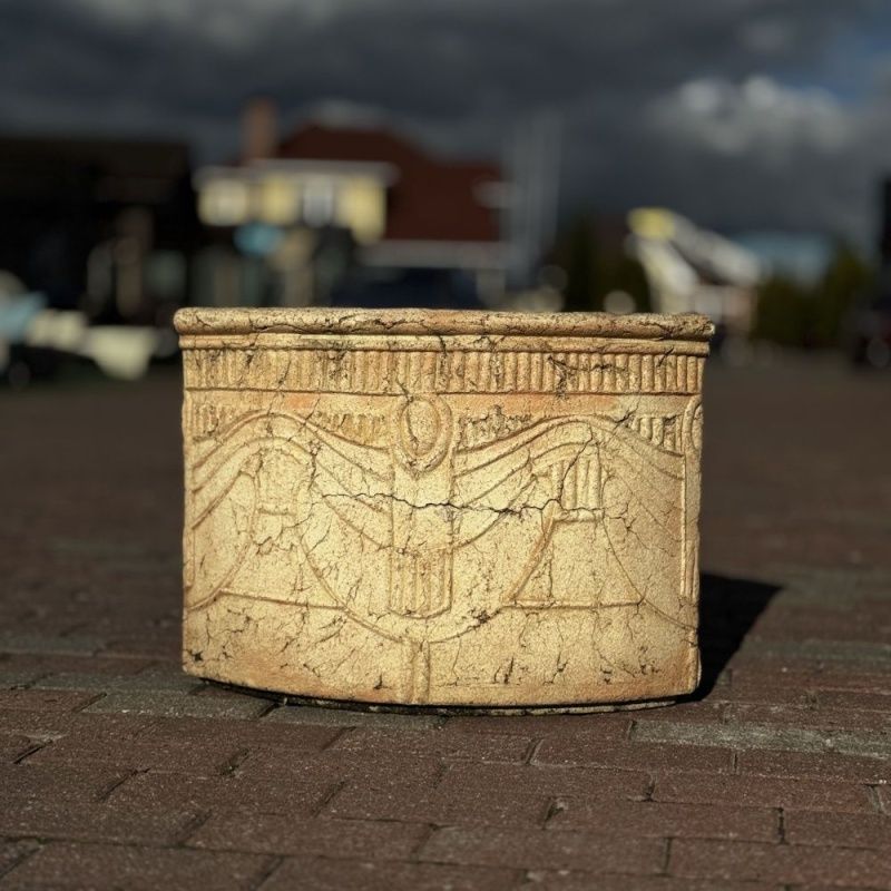 Кашпо треугольник